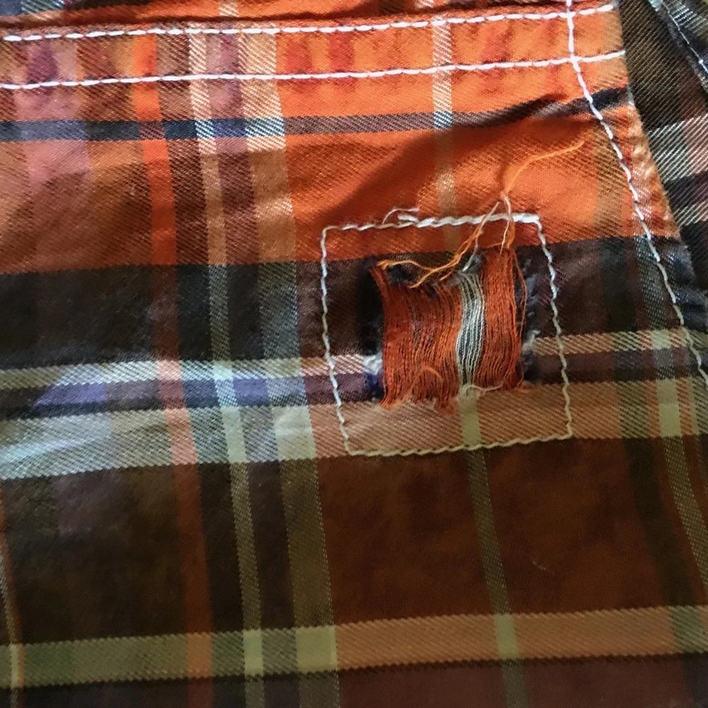 Buckle Boys Distressed Western Style Shirt size M